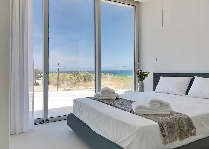 Sunrise Seaview - Melissa